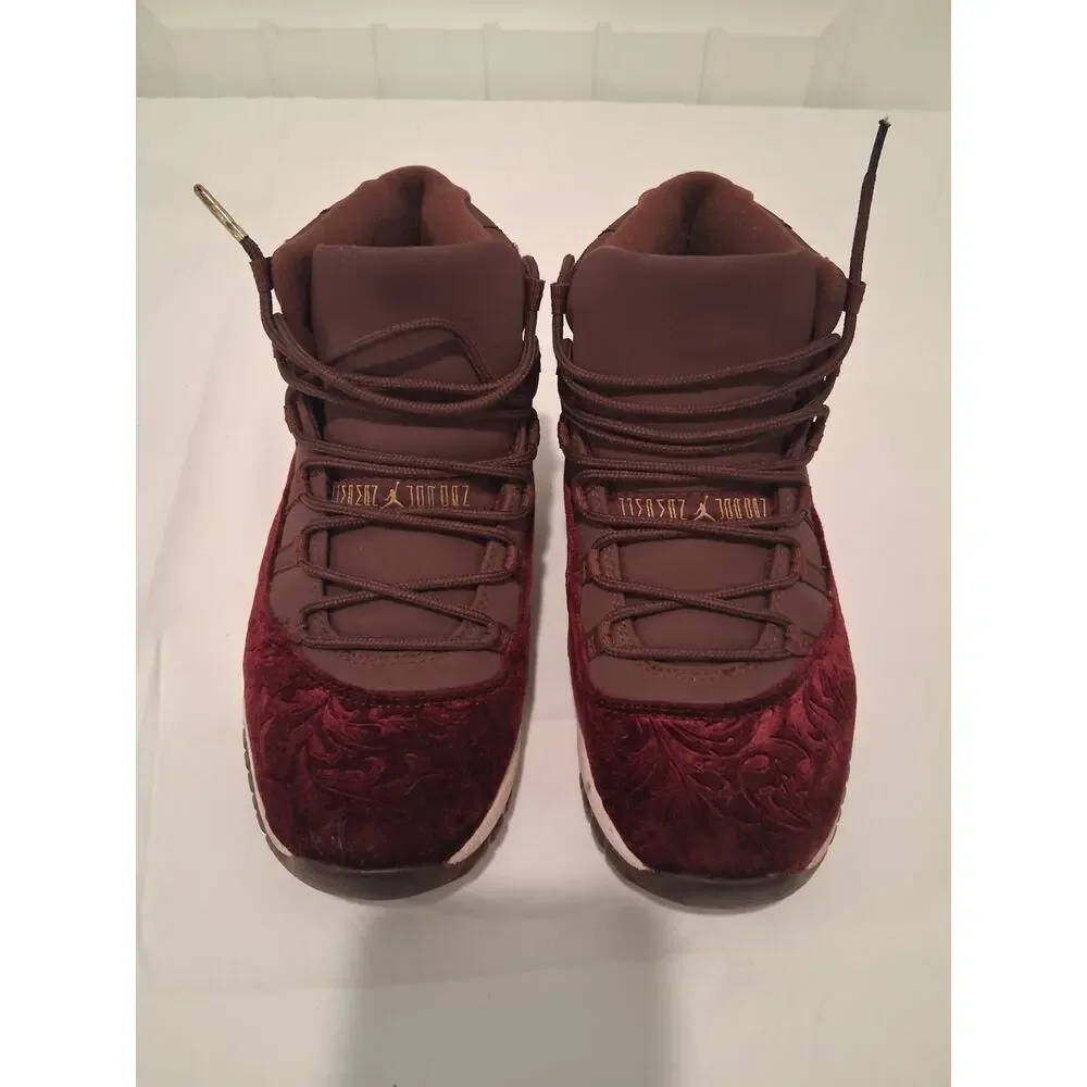 Air Jordan 11 Retro Heiress Night Maroon Velvet 852625-650 Size 5.5Y NO INSOLES